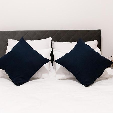 Oliver Street Apartment Vipava Esterno foto
