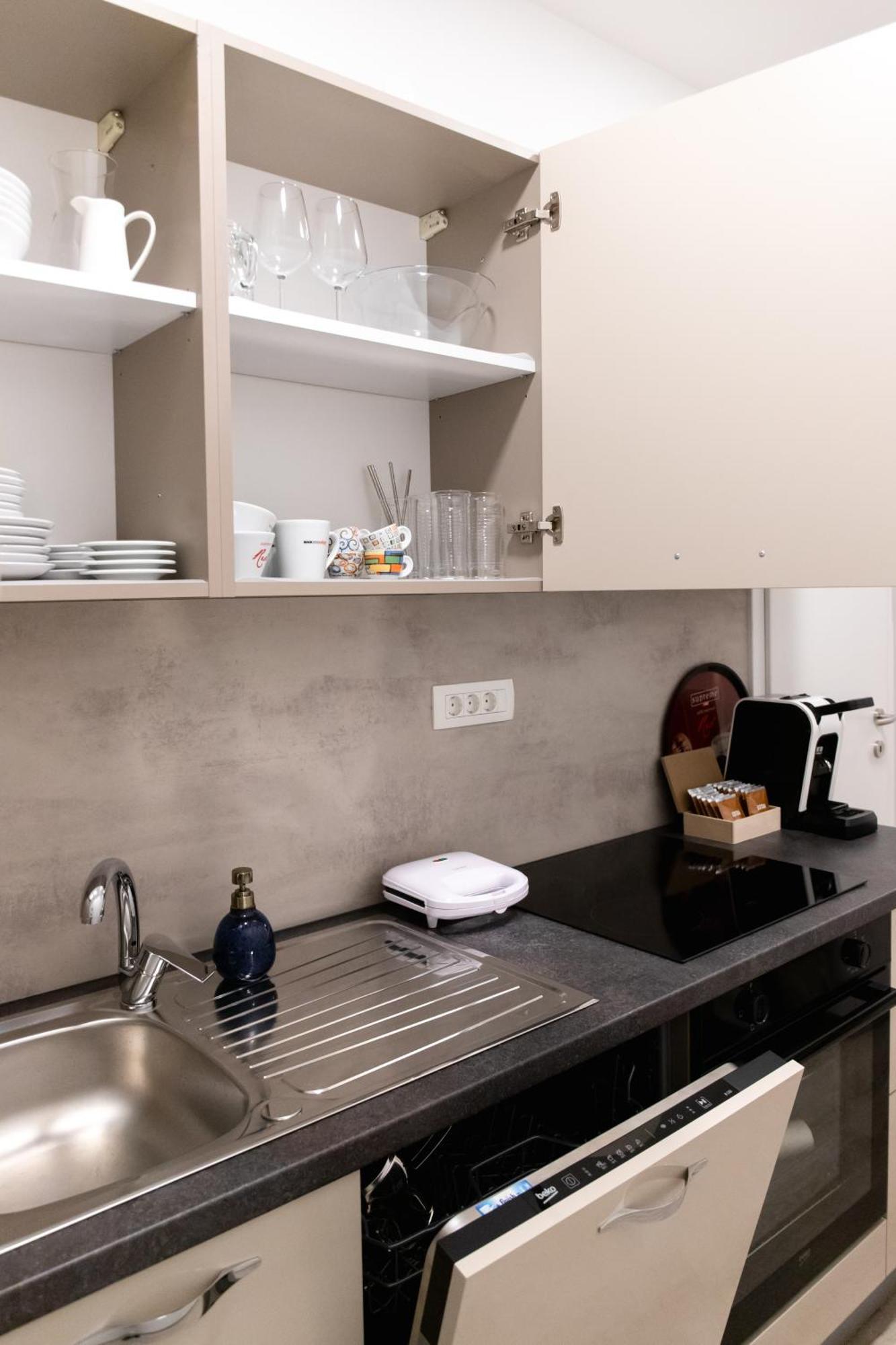 Oliver Street Apartment Vipava Esterno foto