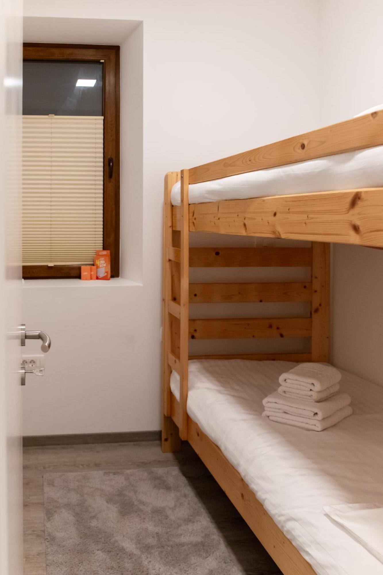 Oliver Street Apartment Vipava Esterno foto